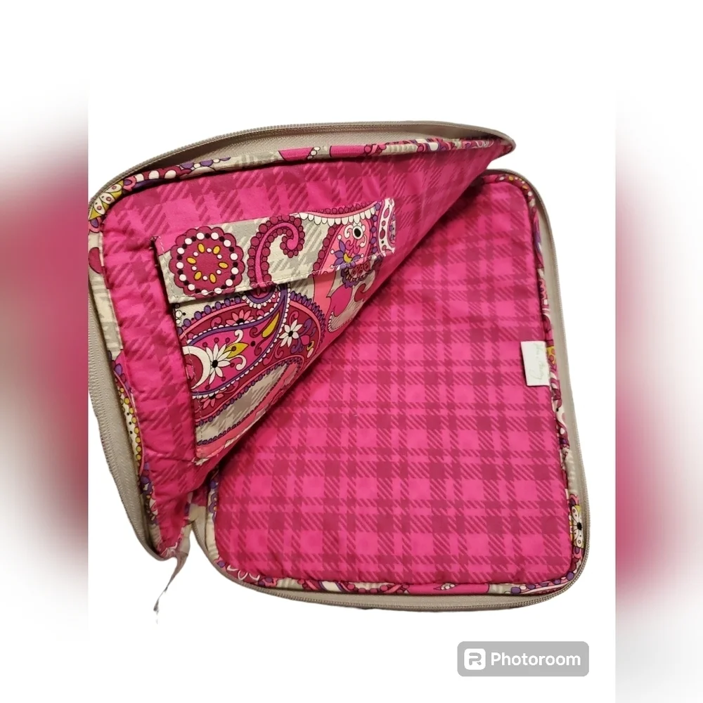 Vera Bradley Floral Mini Laptop Case with pocket inside.